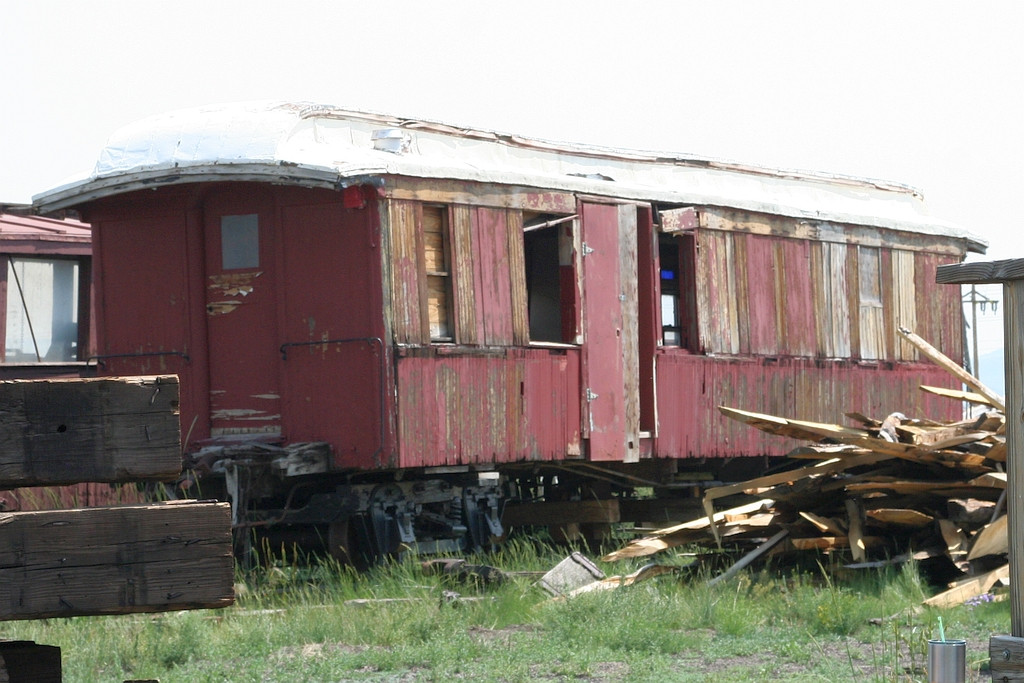 Unknown passenger car